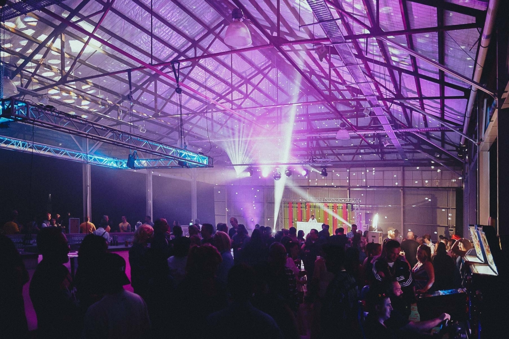 90's Baby! Warehouse Party - Ultimo Catering & Events
