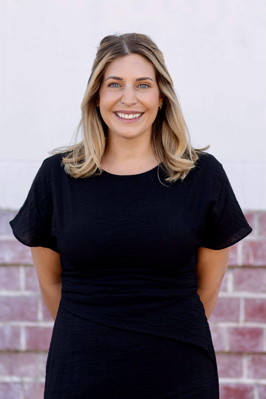 ULTIMO Emma Burt