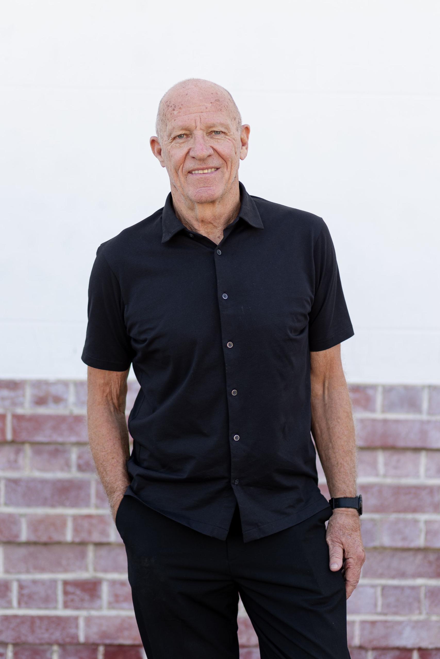 ULTIMO HEADSHOT PETER